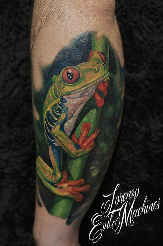 Rana_tropicale_frog_real_Lorenzo_tatuatore_Evil_Machines_realistic_tattoo_tatuaggi_realistici_3d_Roma_ritratto_best_migliore