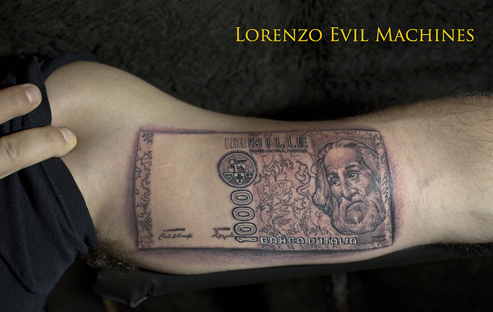 Mille_lire_Lorenzo_tatuatore_Evil_Machines_realistic_tattoo_tatuaggi_realistici_3d_Roma_miglior_migliore_ritratto_sito
